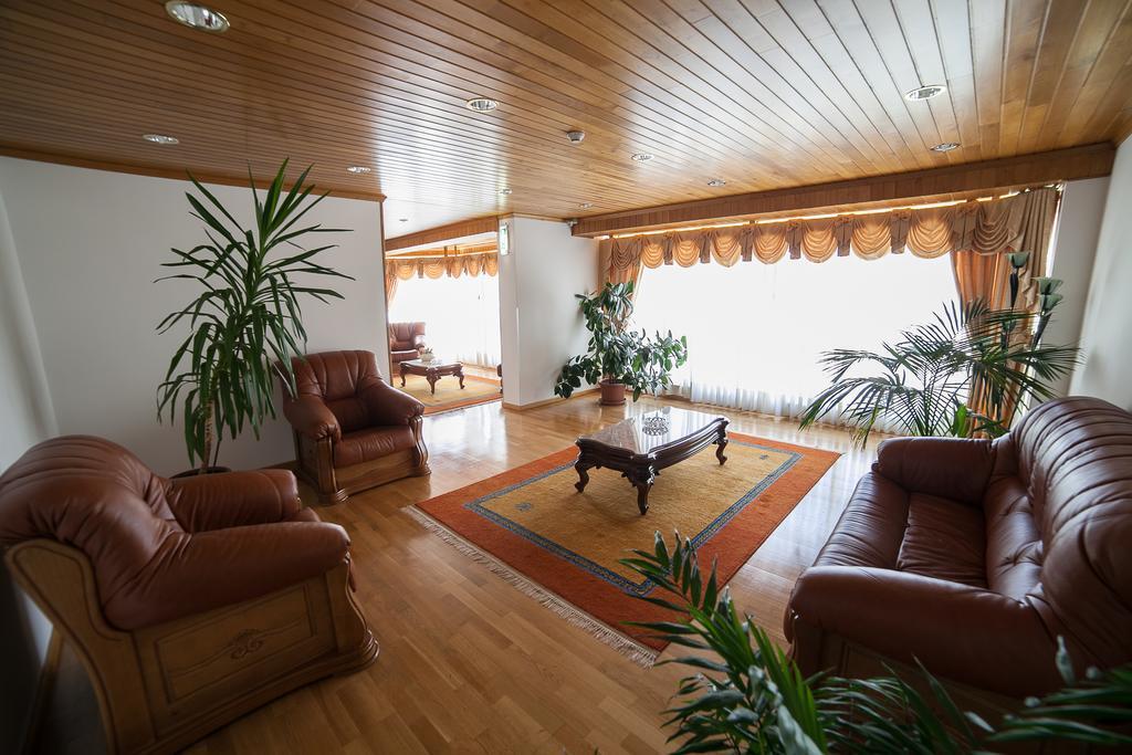 旅游小屋酒店 布拉干萨 外观 照片