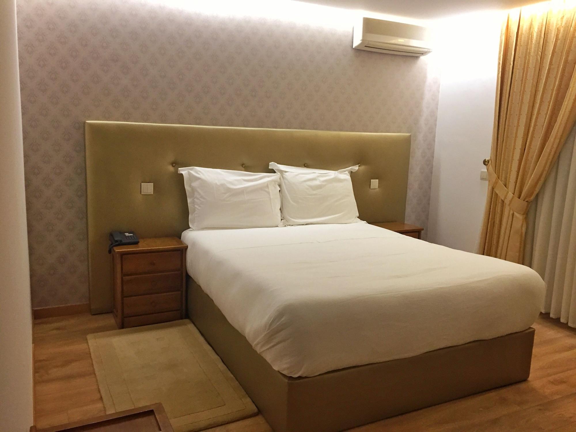 旅游小屋酒店 布拉干萨 外观 照片